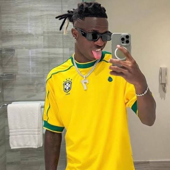 Original Brand New Brazil Retro Kit 1998
