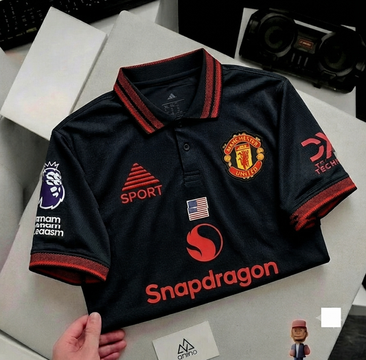 An Original Manchester United Concept Polo black 2026