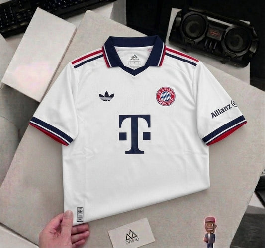 ew Original Bayern Munich Concept Polo white 2026